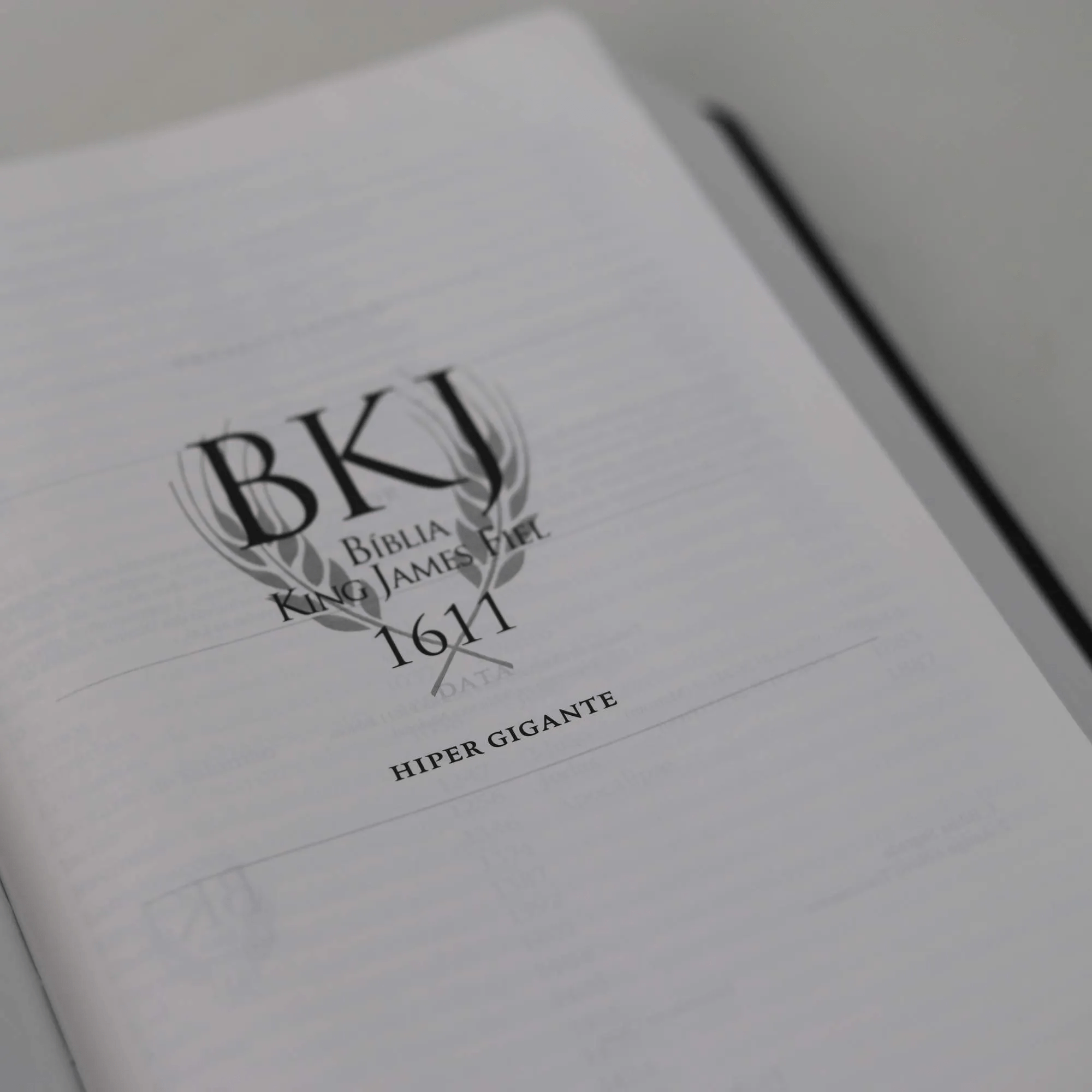BÍBLIA BKJ FIEL 1611 HIPER GIGANTE - CAPA PRETA