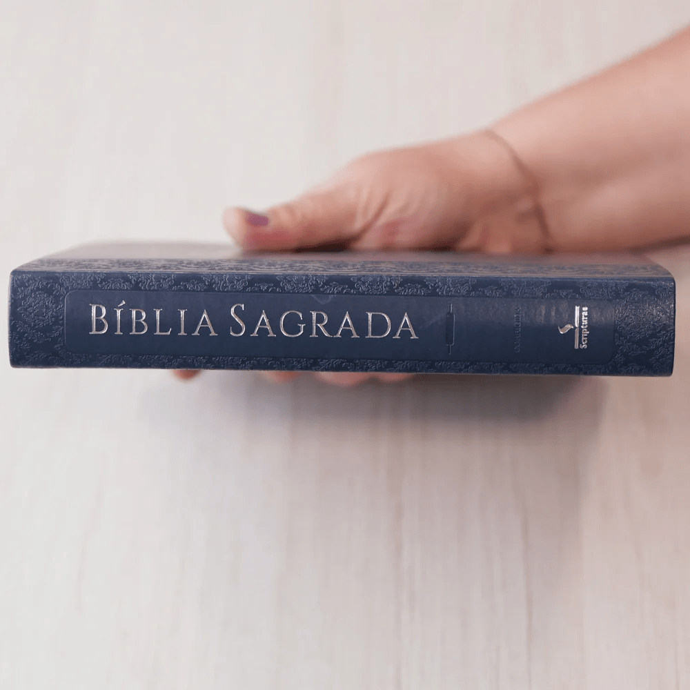 BÍBLIA SAGRADA HARPA CELESTIAL 774 - ERC - LETRA EXTRA GIGANTE - CAPA AZUL BRASÃO