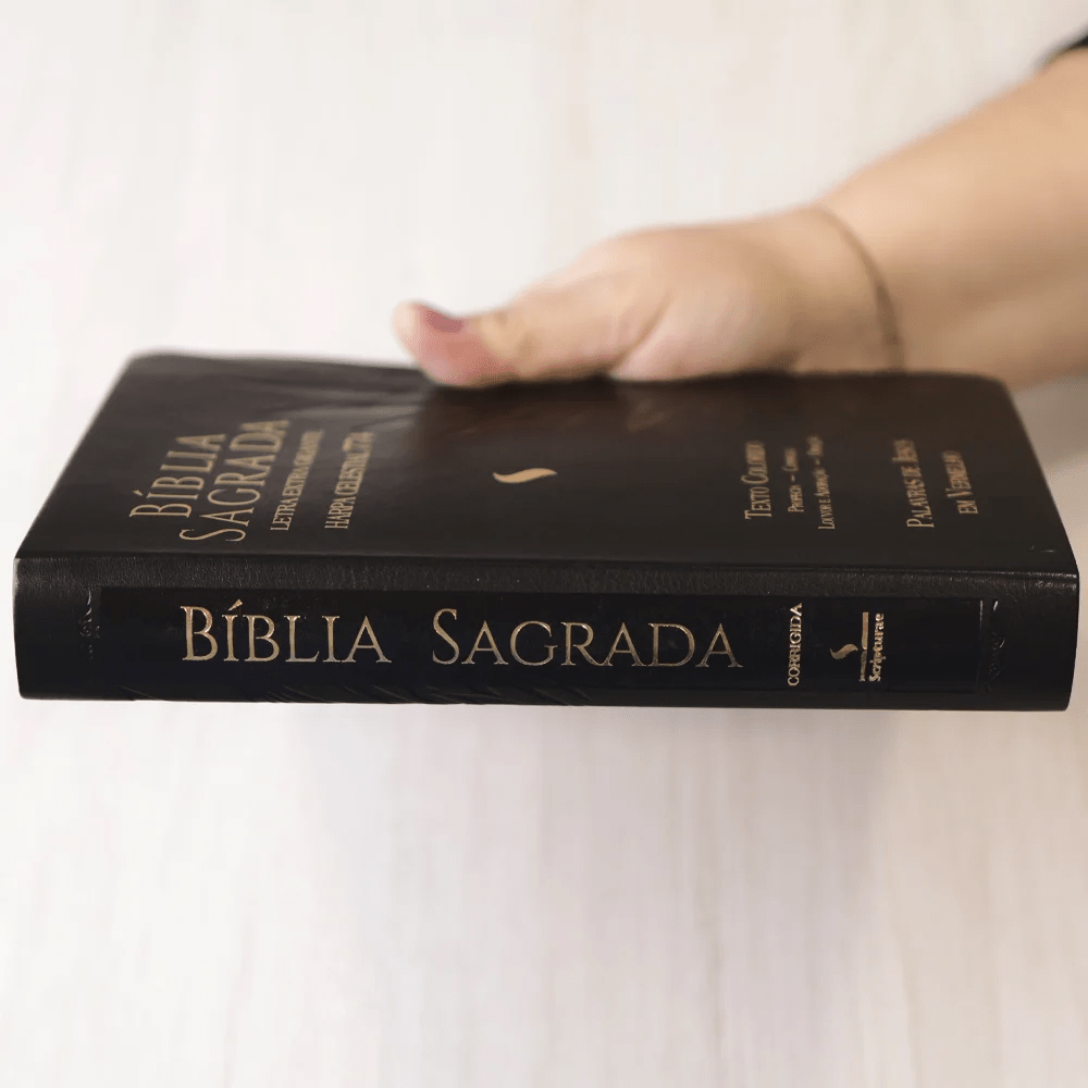 BÍBLIA SAGRADA HARPA CELESTIAL 774 - ERC - LETRA EXTRA GIGANTE - CAPA PRETA ÁGUIA