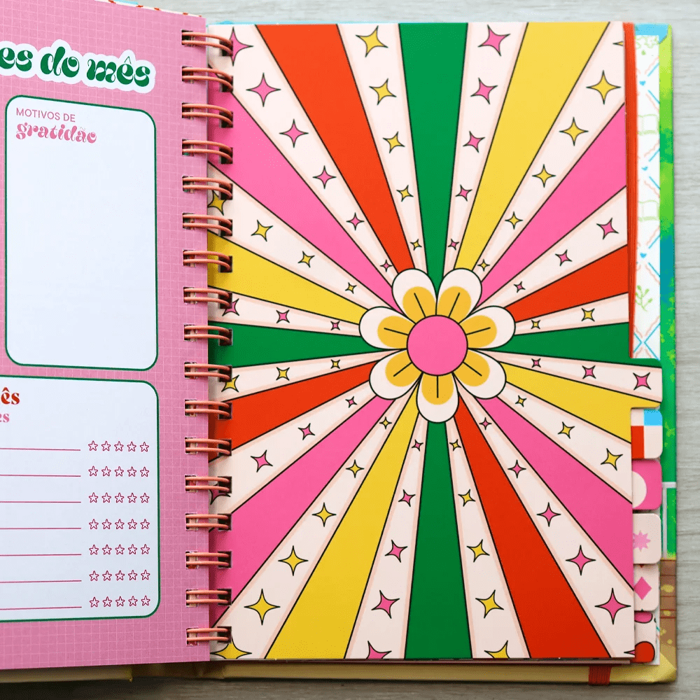 MEU PLANO PERFEITO: FLORESCER, PLANNER ANUAL NÃO DATADO PARA ADOLESCENTES COM CAPA ALMOFADADA E ESPIRAL OCULTO, CAPA DORAMA