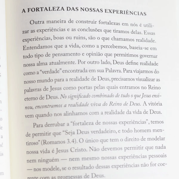 OS TRÊS CAMPOS DE BATALHA - FRANCIS FRANGIPANE